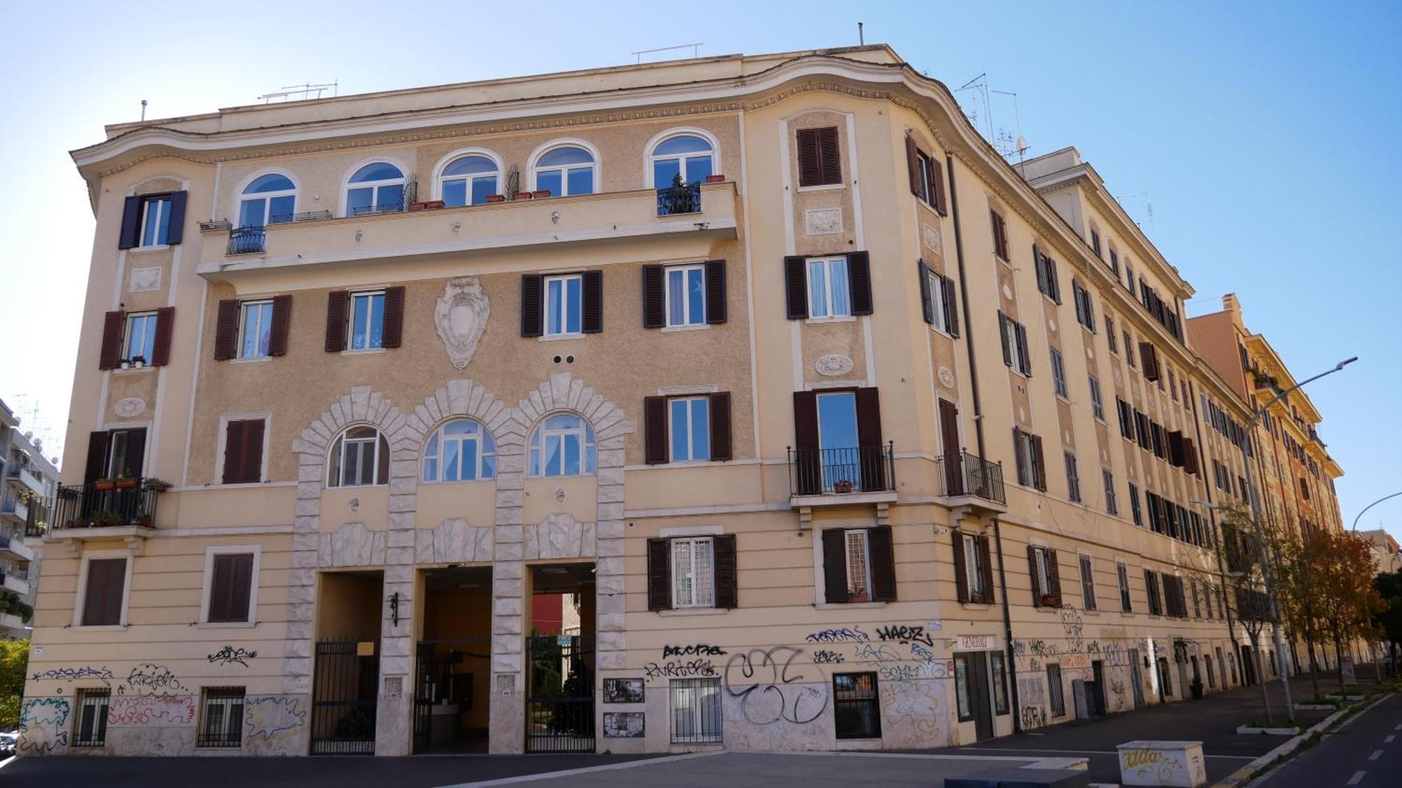 Vera Roma Suite&Apartment - Charming 3 Bedroom Apt - 20Min Walk From Colosseum, Rome